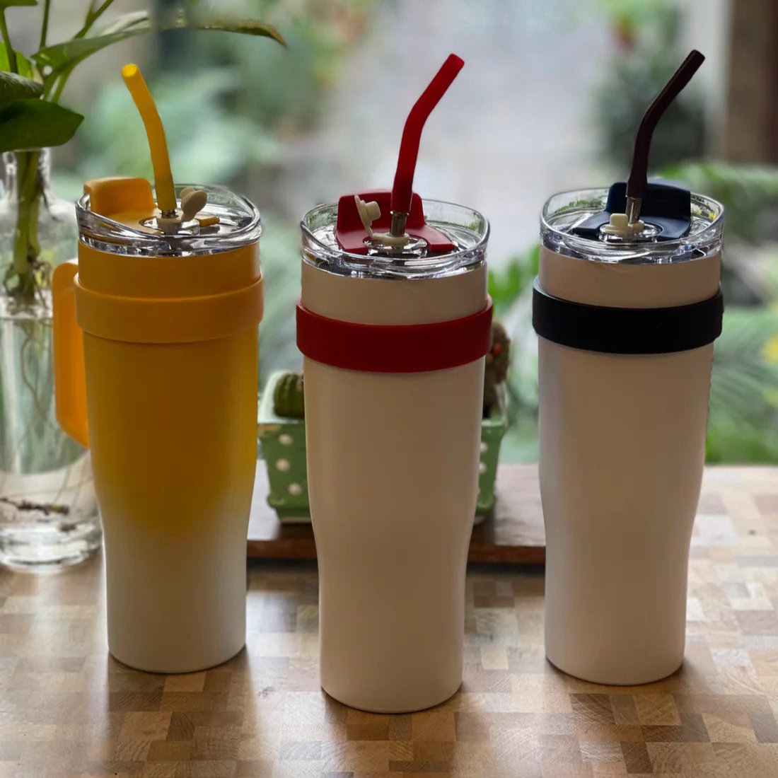 Insulated Coffee Tumblers With Handle And Straw (1200 ML)